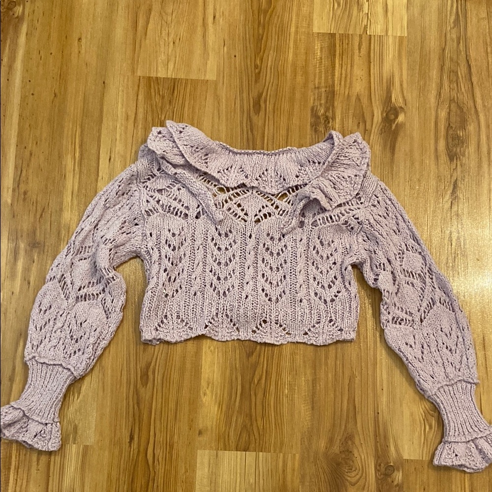 ♥️ 3 X HOST PICK ♥️ FREE PEOPLE lilac crochet knit ruffle cropped cardigan M - Picture 7 of 8